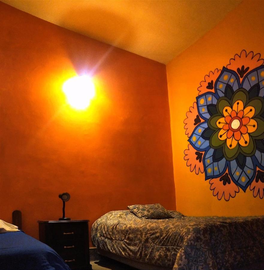 Hostal Café Tiana Latacunga Chambre photo